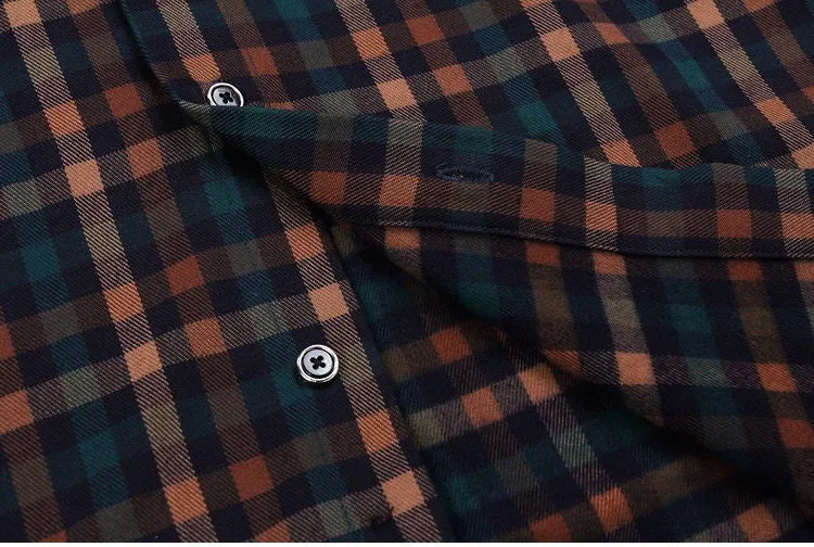 2017 New Men Thickening Imitation Wool Plaid Shirt.