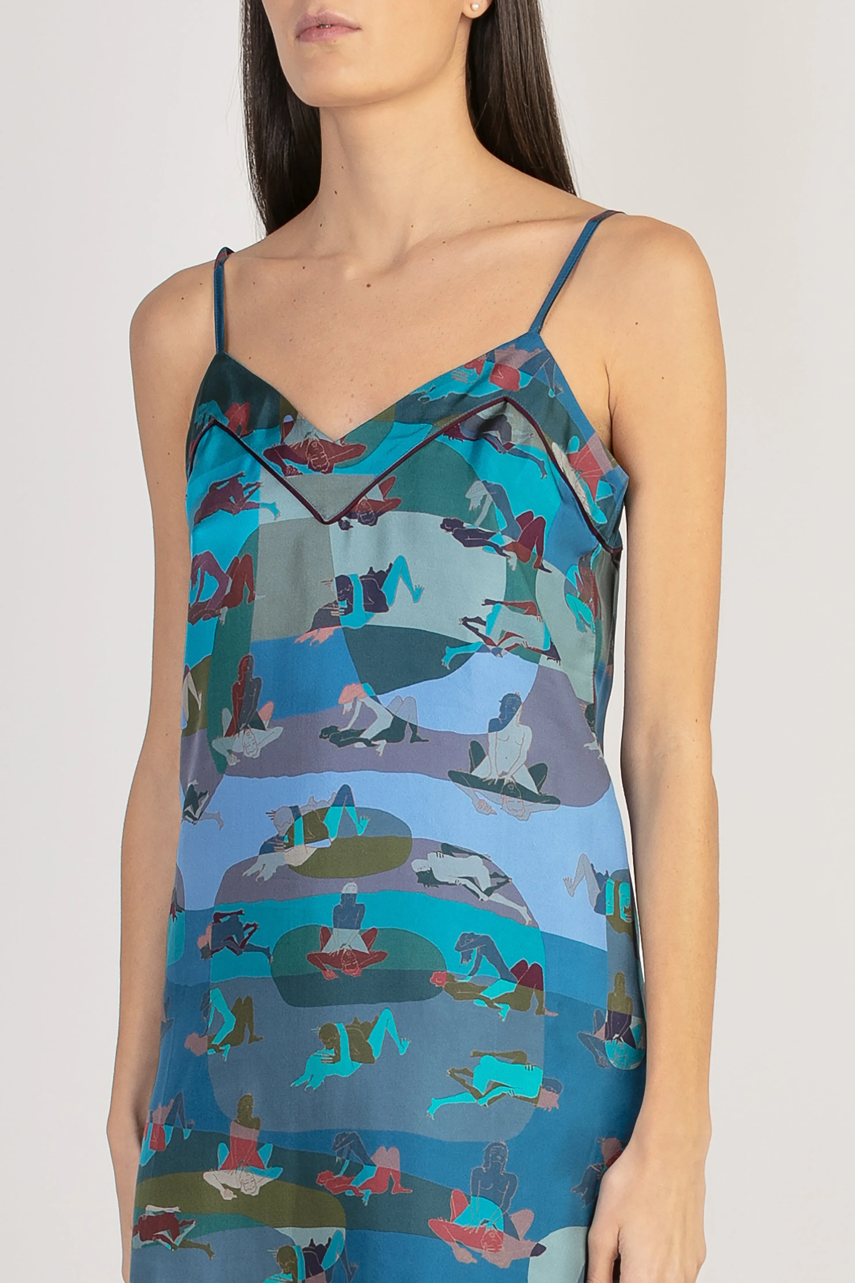 AMORE SLIP DRESS