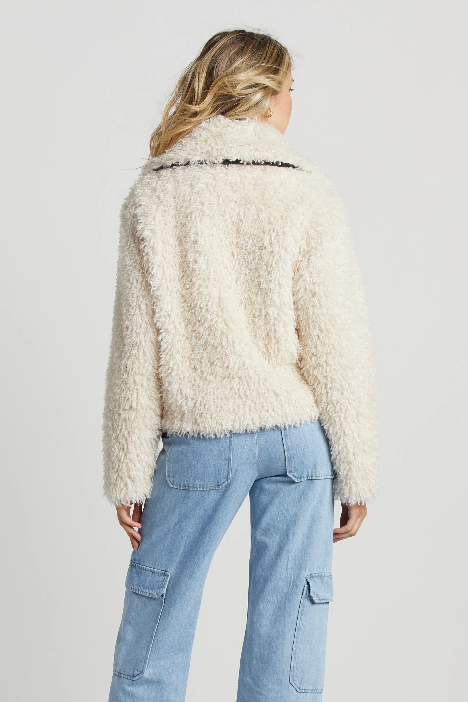 Carrie Short Mongolian Faux Fur Coat - Ivory