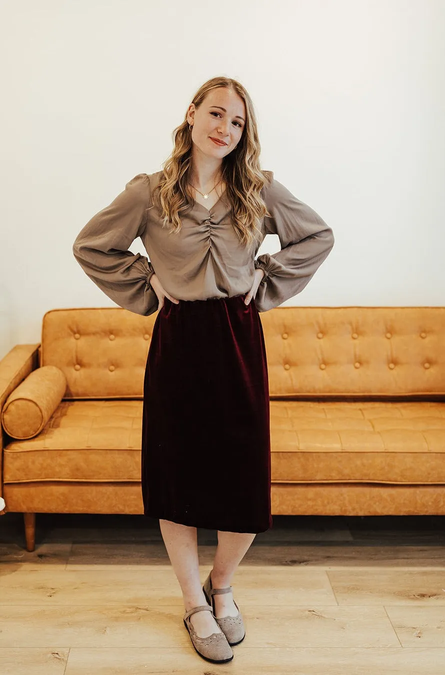 Carrie Stretch Velvet Skirt Burgundy