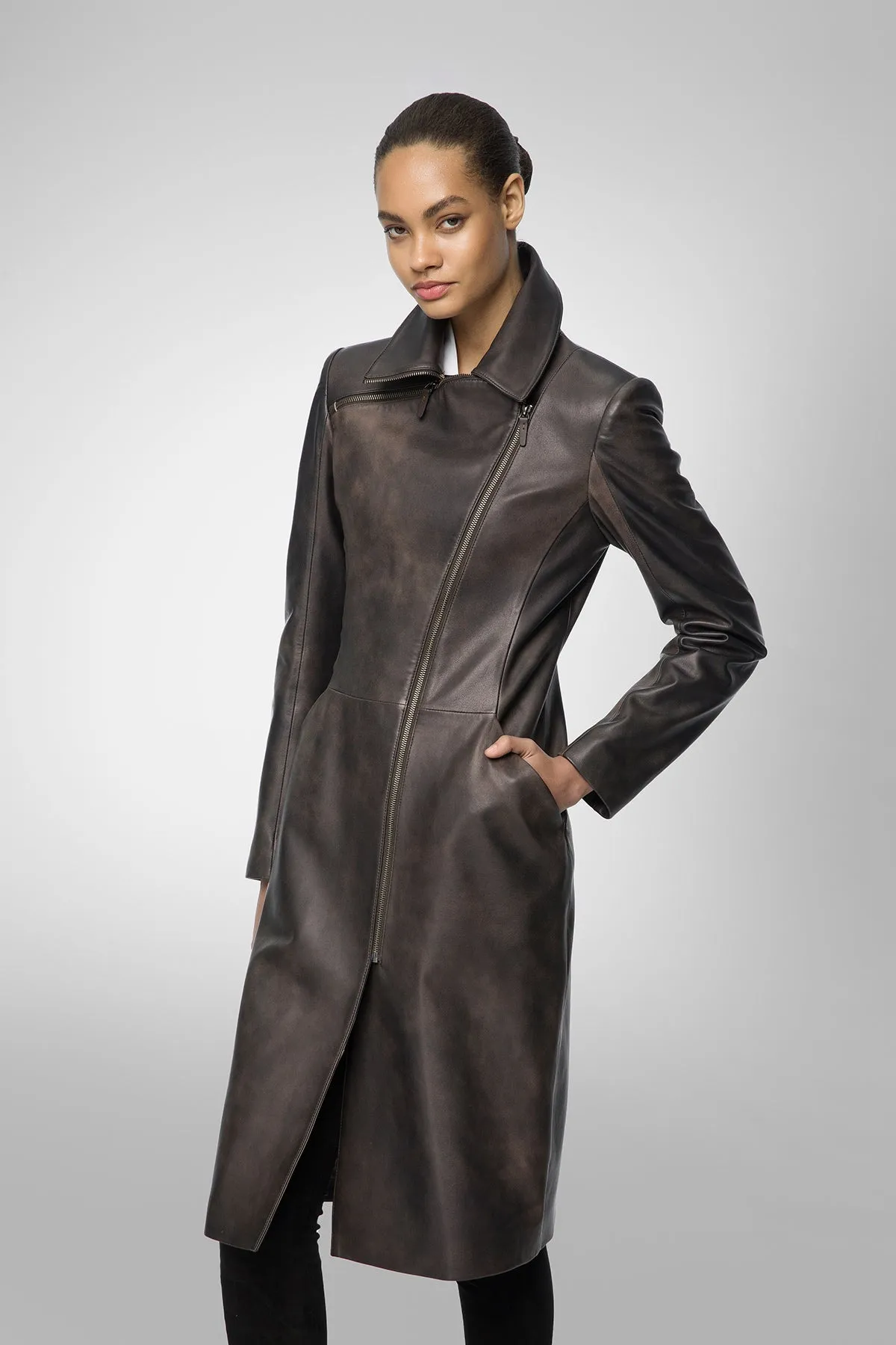 Eléanor - Anthracite Leather Coat