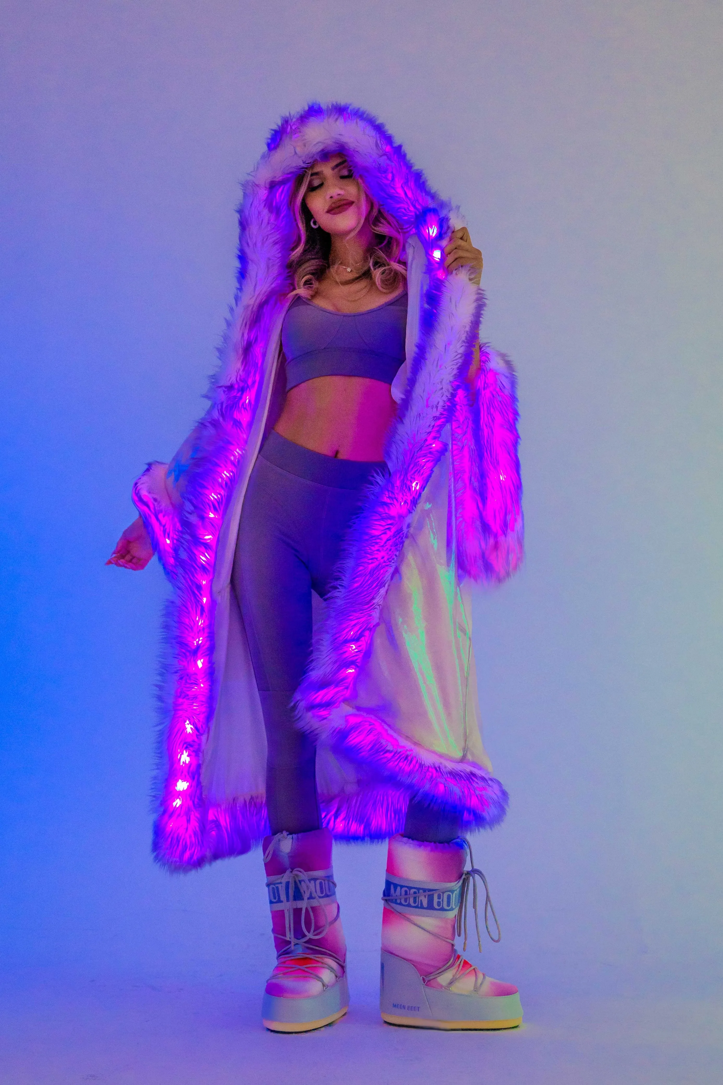 LED Sheer Magic Kimono in "Lilac"