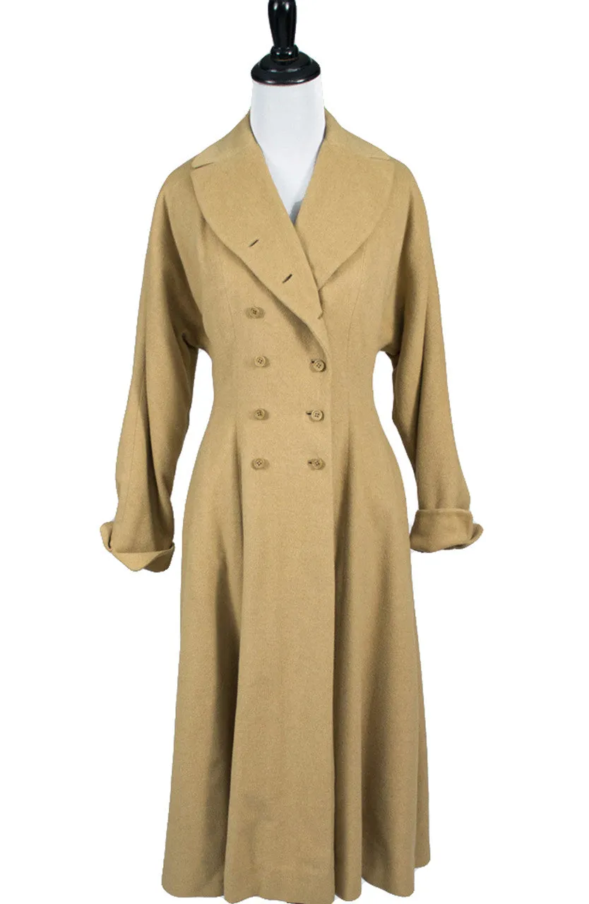 Vera Maxwell vintage coat from 1940s Cinched waist