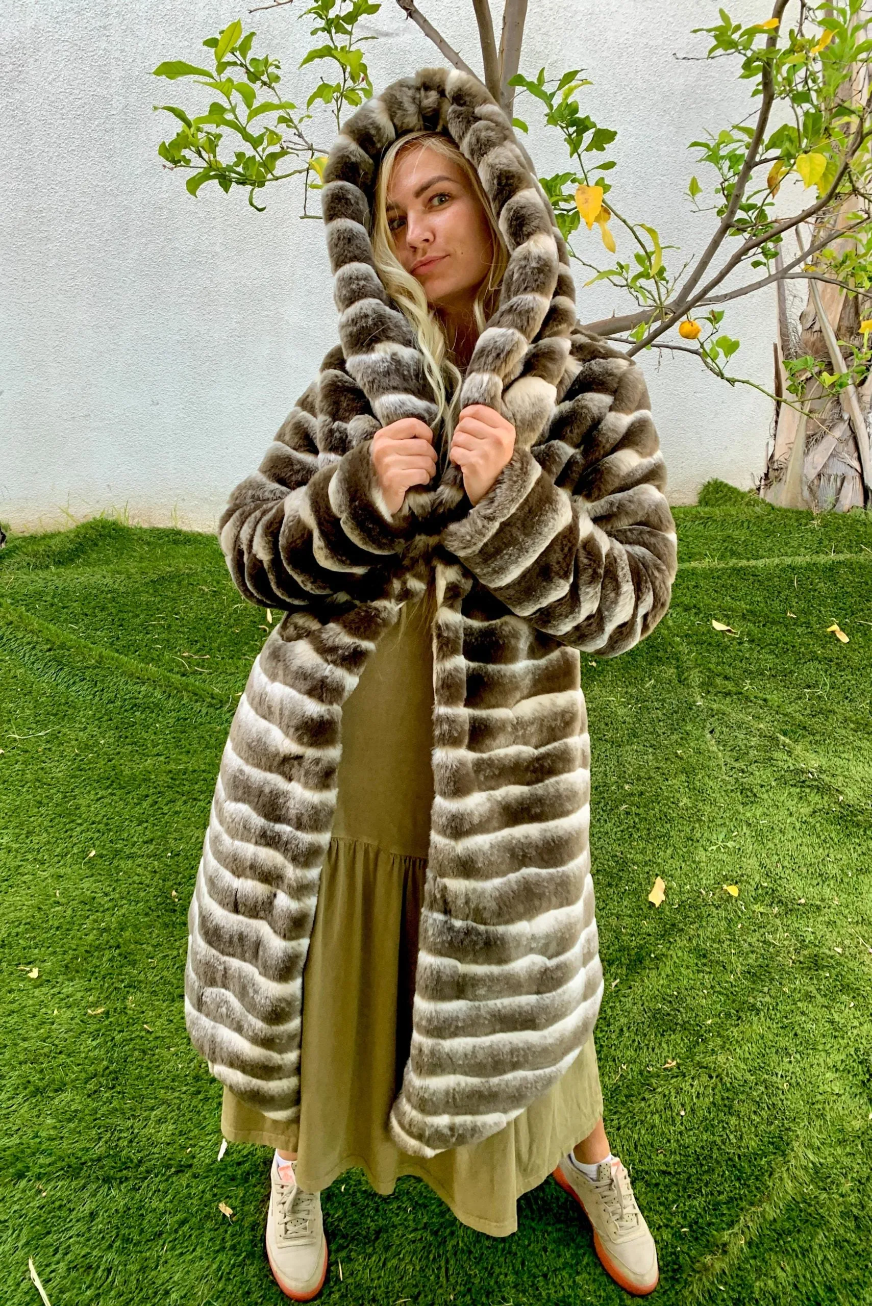 Women's Desert Warrior Coat in "Coffee & Cream" Chinchilla